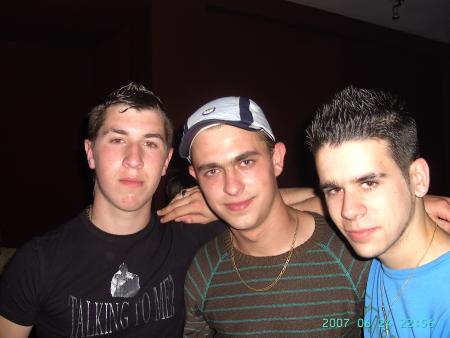 >>>>M@X-N!CkY-K3V!N<<<<